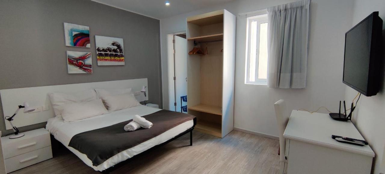 Villa Arjuza - Private Self Catering Bedrooms With Bathroom Is-Swieqi Exterior foto